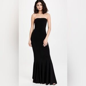 ✨Norma Kamali Strapless Fishtail Gown in Black✨